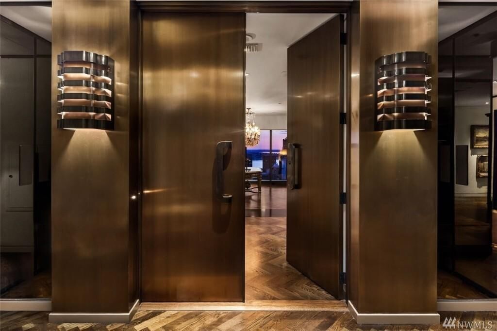 #10. 1301 Spring St Apt 32, Seattle